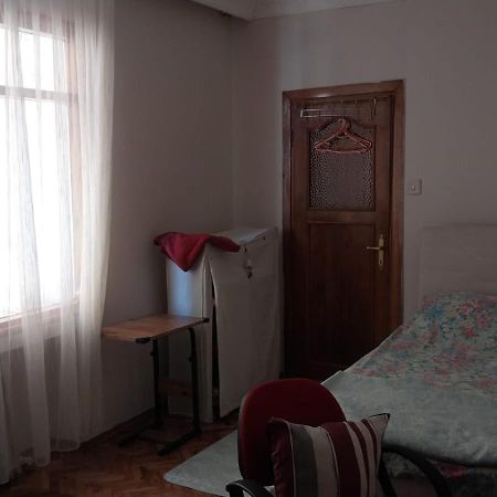 Flat Kavisli Apartment Истанбул Екстериор снимка